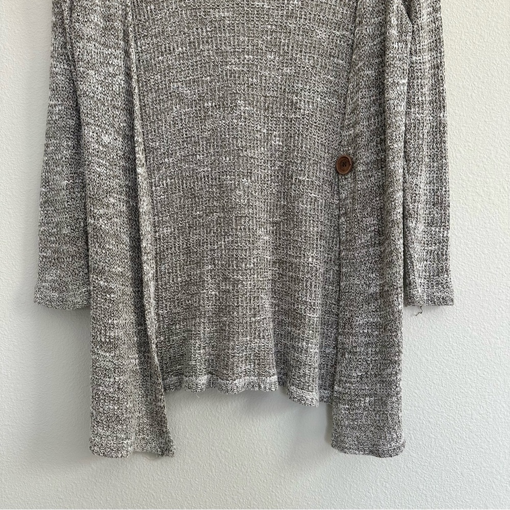 Cardigan - Picture 5 of 10